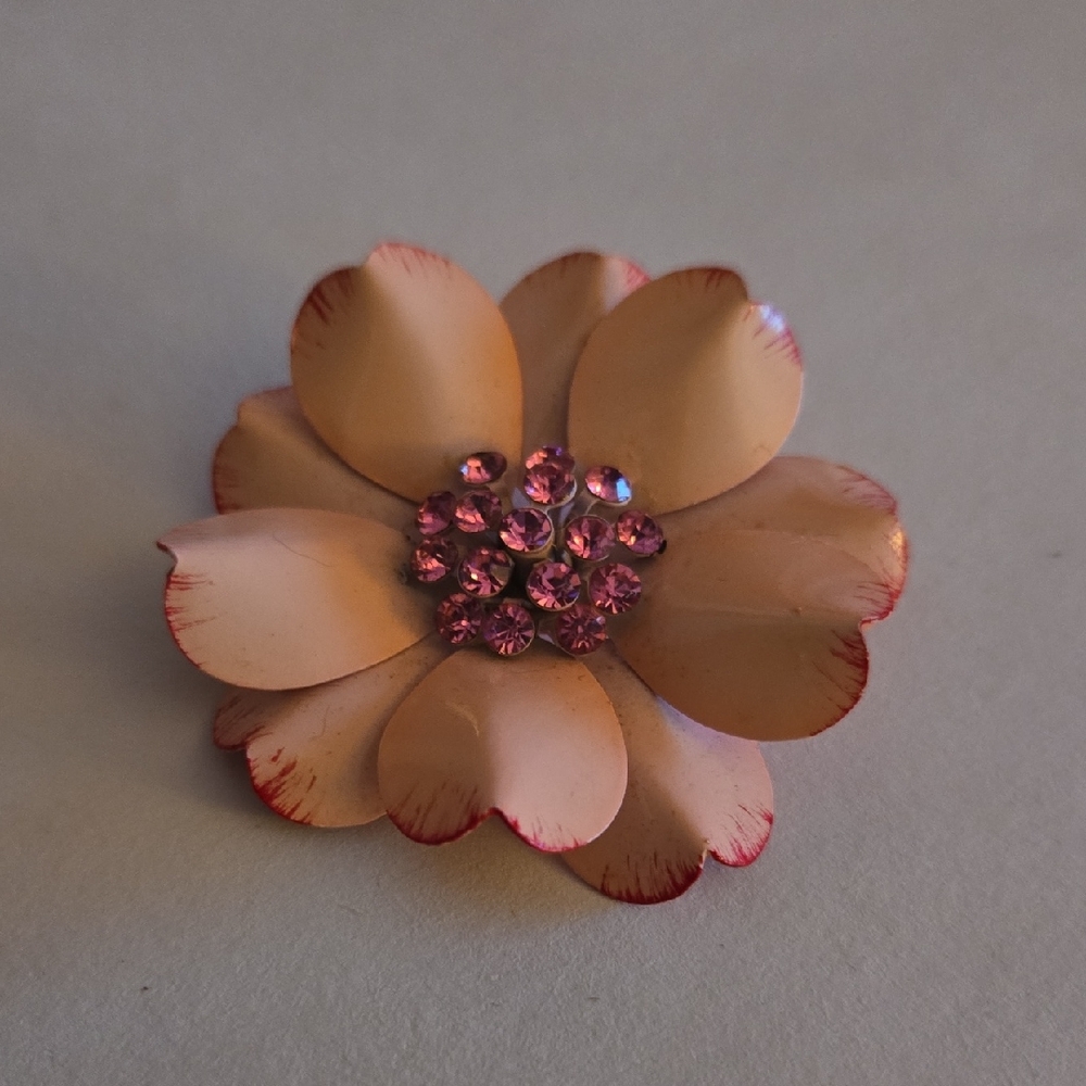 Vintage Pink and Cream Floral Brooch